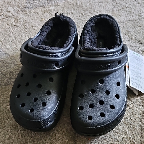 CROCS Black Slippers with Cozy Lining - Picture 1 of 4